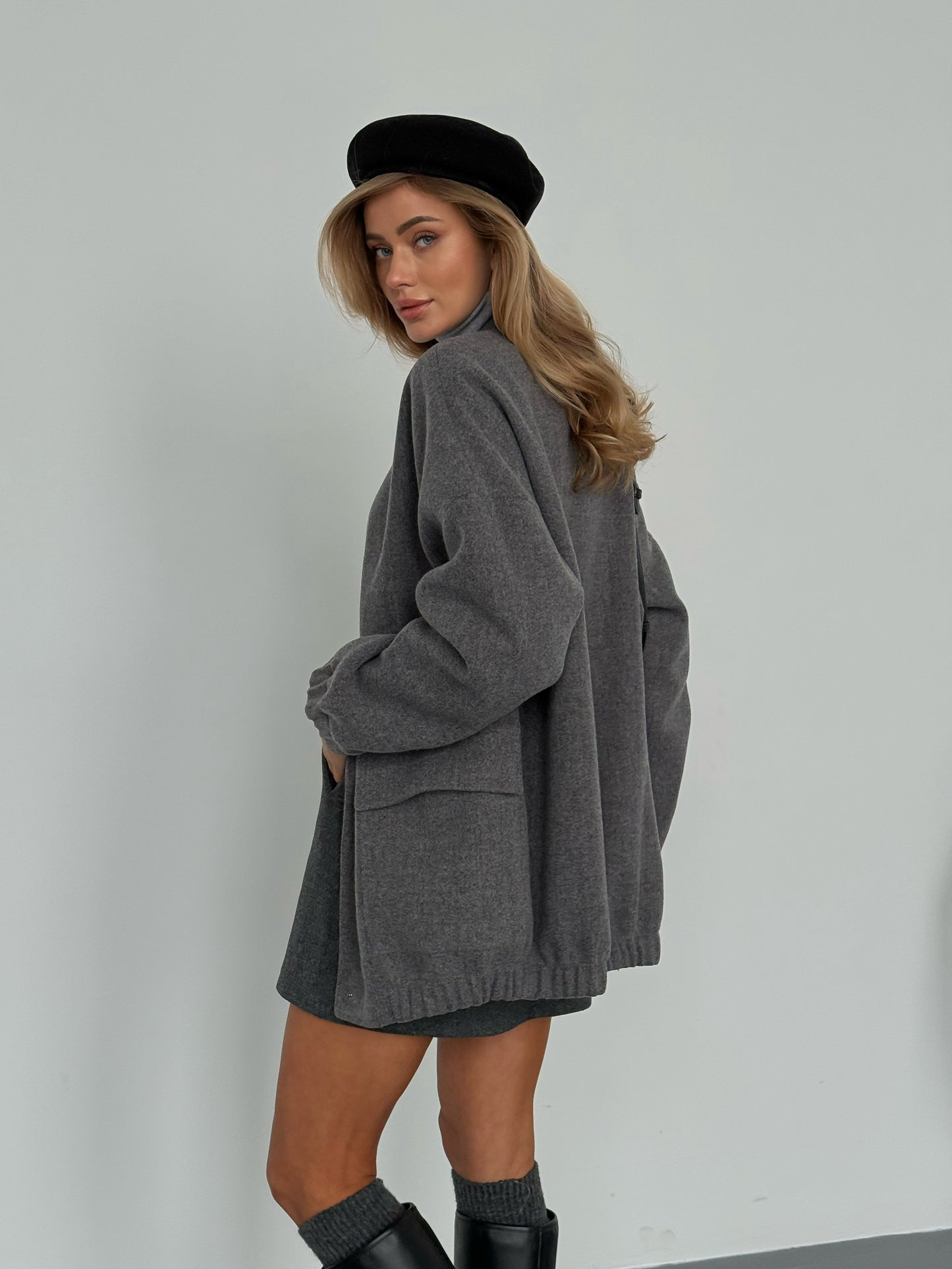 Oversized Bomber, gray